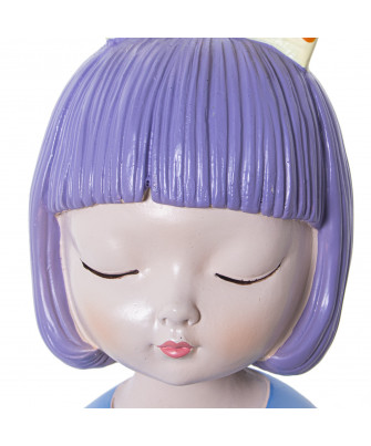 Chica Sentada Orejas Conejo Morada