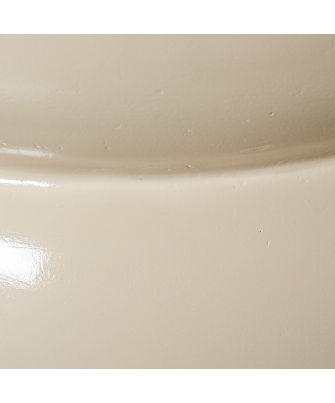 Mesa Auxiliar Fibra De Vidrio Crema Brillo 35x35x46cm